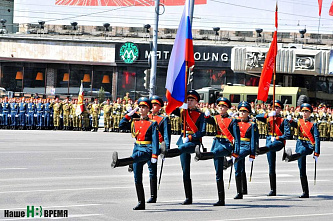 В Ростове и Новочеркасске прошли Парады Победы