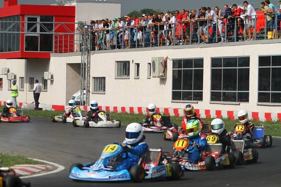 Картодром из Азовского района стал лучшим в России