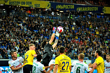 Футболисты «Ростова» дома обыграли столичный «Локомотив»