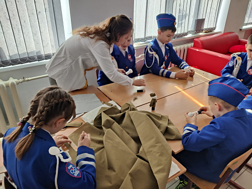 Бойцы на передовой получили обереги от юидовского отряда «Стоп»