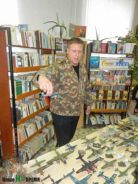 В коллекции моделей военной техники, созданной Александром СОКОЛОВЫМ, больше всего самолетов.