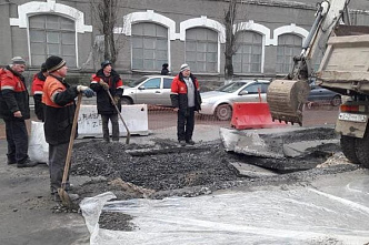 Без воды и тепла: в Ростове произошли две крупные коммунальные аварии