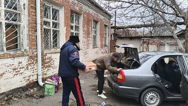  Егорлыкские казаки организовали очередной гуманитарный рейс