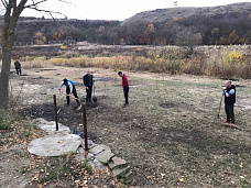 В хуторе Погорелов высадили фруктовые деревья