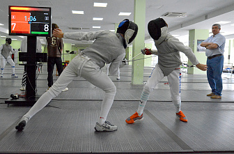 18 05 2024 В Ростове стартовали первенство и чемпионат ЮФО по фехтованию