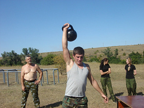 У Поцелуева стреляли и махали шашками