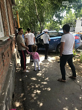 Водитель БМВ Х6 взял на таран жилой дом в Шахтах