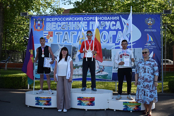 «Весенние паруса Таганрога» принесли донским яхтсменам 35 наград