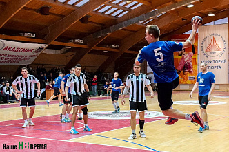 «Лидер» погасил «Факел»