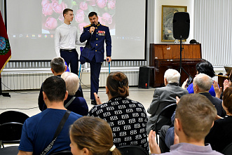 25 11 2025 Матерям бойцов СВО посвятили концерт в Таганроге 