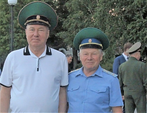 Организатор Ростовского погранотряда Александр Полуян сегодня принимает поздравления