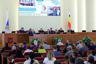 Губернатор высоко оценил проект «Нашего времени» по организации конкурса школьных музеев