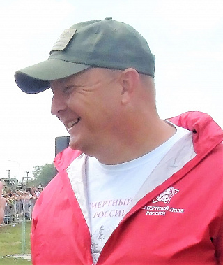 В музейном зале Ростовского зоопарка презентуют книгу о животных на войне