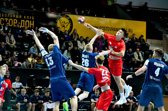 ГК «Донские казаки – ЮФУ» дома обыграли гандболистов «Зенита»