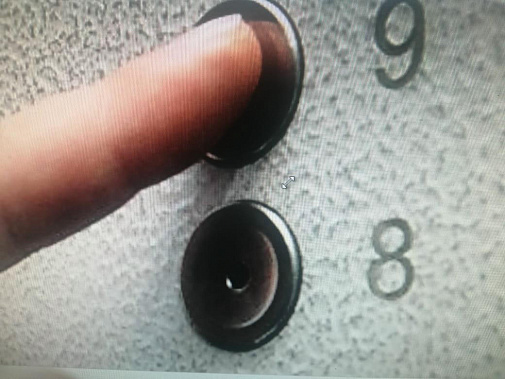 Прокуратура проверила, как работают лифты в ростовских «свечках»