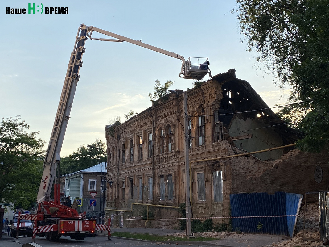 В Ростове обрушилась стена доходного дома Гутермана 