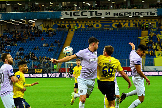 02 11 2025 ФК «Ростов» дома уступил «Акрону»