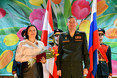 В Ростове поздравили с праздником женщин - военнослужащих