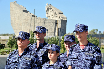 Донские росгвардейцы первыми приняли присягу на территории народного музея «Самбекские высоты»