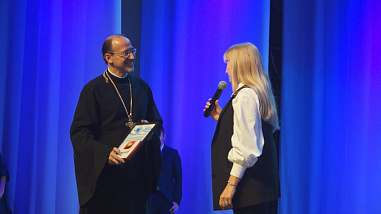 Традиционный праздник в честь Дня матери провел в Ростове «Ветер перемен»