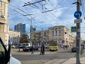 В центре Ростова троллейбус сбил пенсионерку