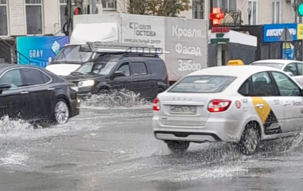 Областное Управление ГИБДД призвало водителей сегодня и завтра воздержаться от поездок