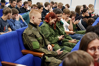 В Ростове состоялась премьера фильма «Донбасс – резервный полк»