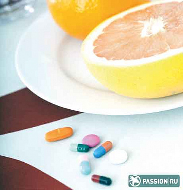 Конфликт таблеток, сока и еды
