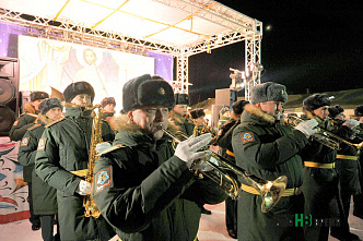 Донские военные отметили Крещение купанием в купелях у главного храма ЮВО