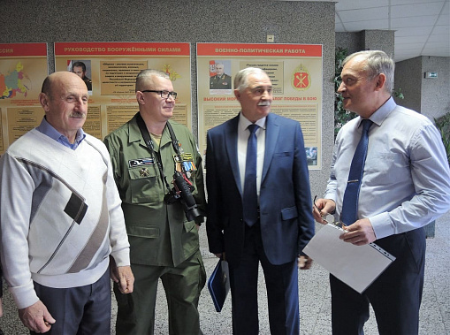 Поздравили руководителя ростовского духовно-патриотического центра Святого Георгия Победоносца Виктора Чуцкова