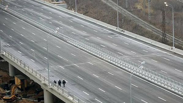 На строительстве трассы 