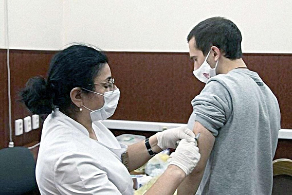 В ЮФУ студенты и сотрудники могут вакцинироваться любой из трех официально зарегистрированных вакцин. Фото с сайта ro.today.ru