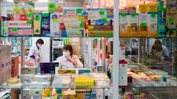 Что покупают в аптеках России?