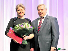 Награды - прекрасным женщинам