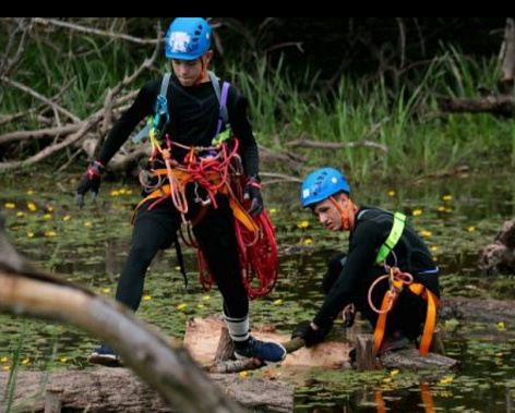 Юные спасатели из Таганрога отличились на окружных соревнованиях в Астраханской области