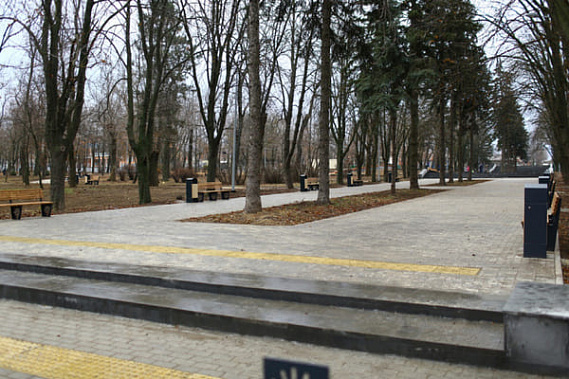 В Ростове завершилось благоустройство парка им. Собино