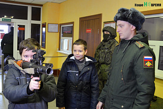 Военные исполнили новогоднее желание братьев-близнецов