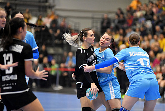 Гандболистки «Ростов-Дона» на своей площадке обыграли волгоградскую «Динамо-Синару»