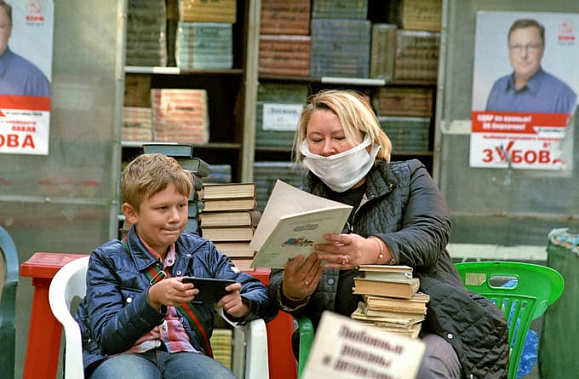 С завтрашнего дня в России вводится всеобщий масочный режим