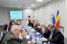 Затем перешли к прениям…