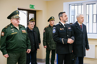 Аксайский Данилы Ефремова казачий кадетский корпус посетил атаман Всероссийского казачьего общества Виталий Кузнецов