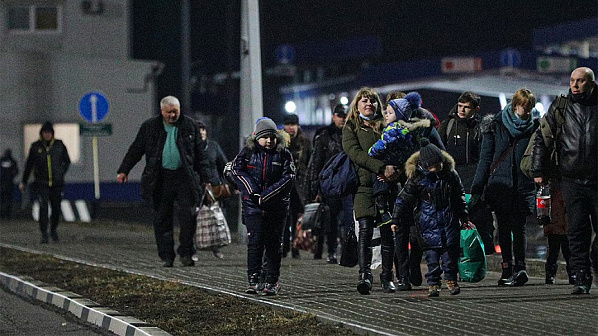 Беженцы из республик Донбасса продолжают прибывать на Дон.