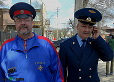 На татами – «перначата»...