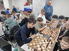 18 05 2025 После турнира памяти Михаил Захаровича Харояна была теснота на подиуме