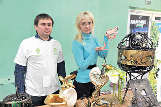 Победителям – награды, детям – торт