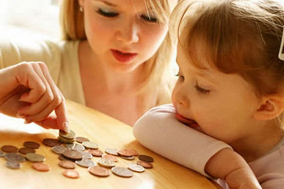 Дополнительные выплаты на детей до 16 лет донские родители получат в июле