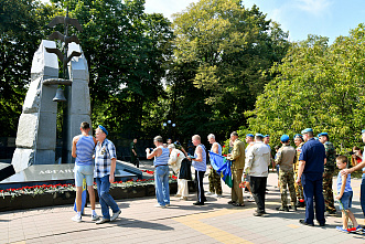 02 08 2024 В день ВДВ ростовские десантники почтили память героев Отечества