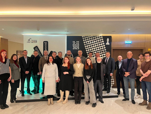 Донские юристы выясняли отношения на черно-белых полях