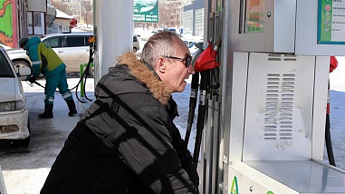 Бензин на донских заправках продолжает дорожать