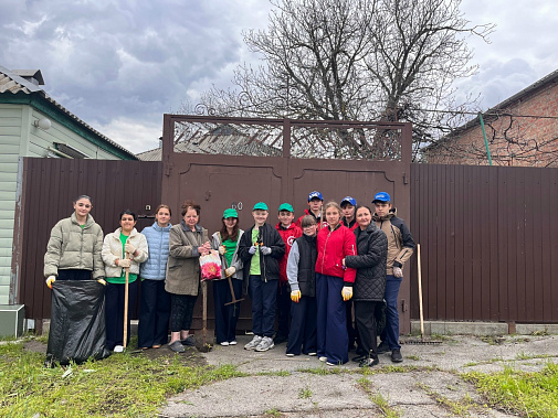 Ростов-на-Дону: начались субботники у домов ветеранов Великой Отечественной войны